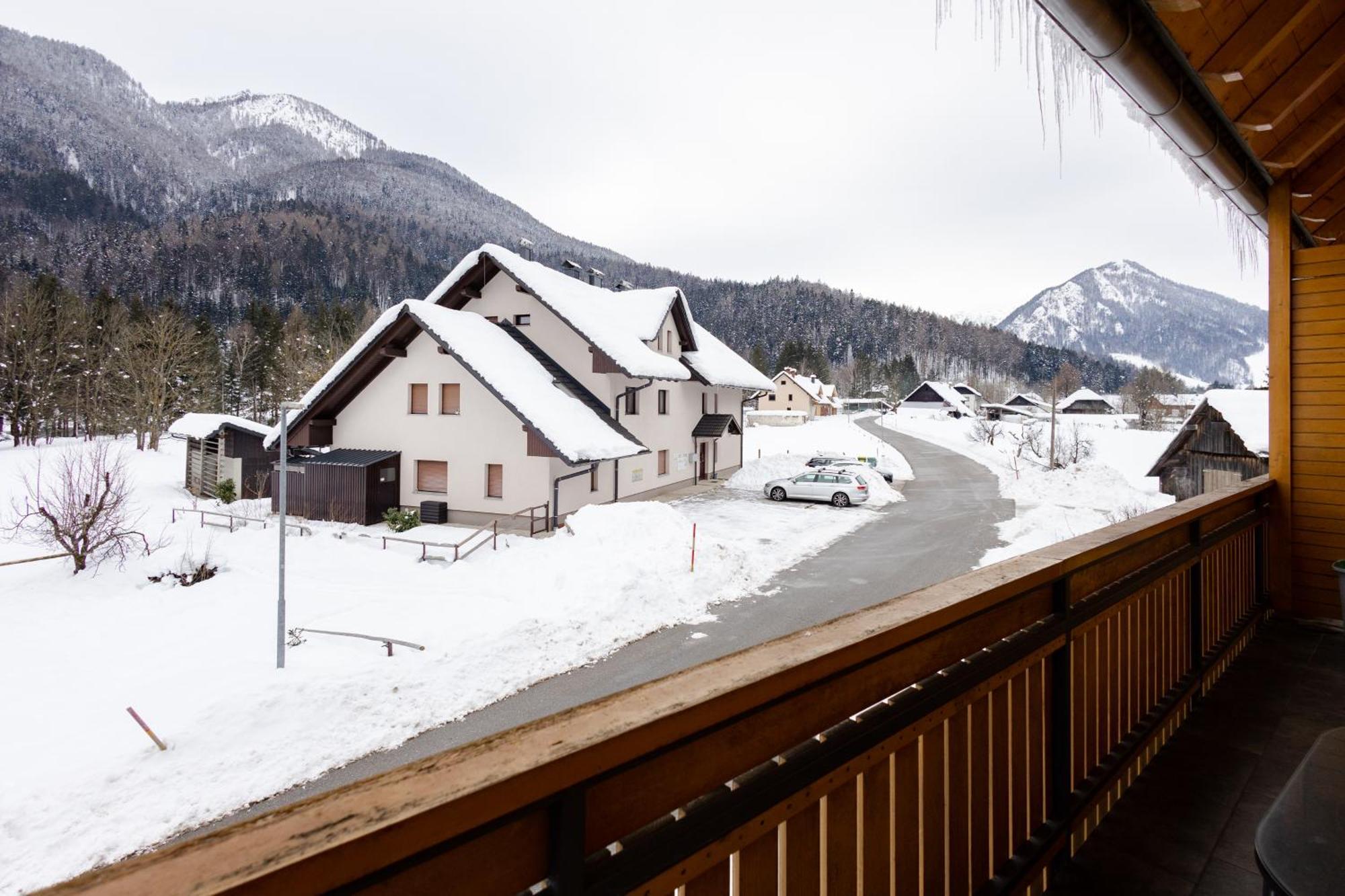Waterfall Apartment - Cozy Mountain Retreat Kranjska Gora Εξωτερικό φωτογραφία