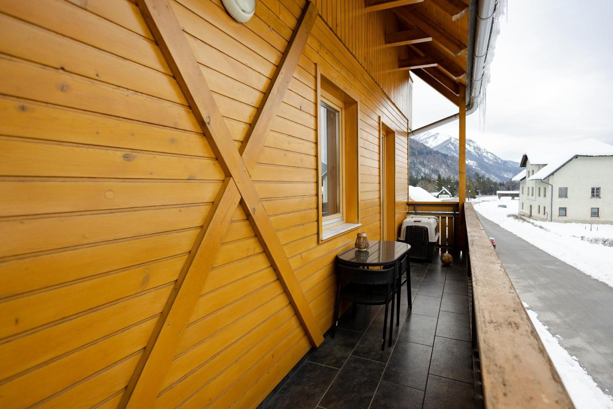 Waterfall Apartment - Cozy Mountain Retreat Kranjska Gora Εξωτερικό φωτογραφία